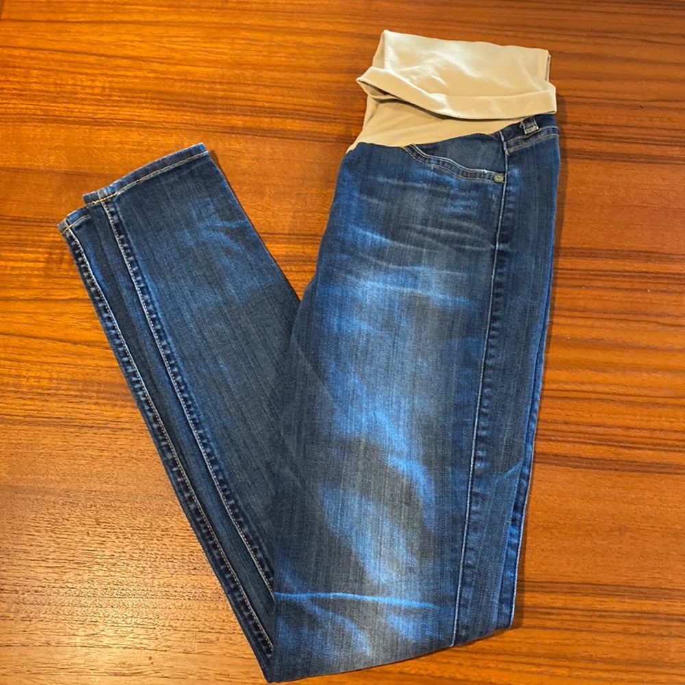 Gently used 7 for All Mankind maternity jeans size 28